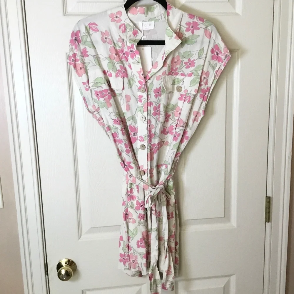Fate NWT White with Pink & Green Flowers Waist Tie Romper - Size M